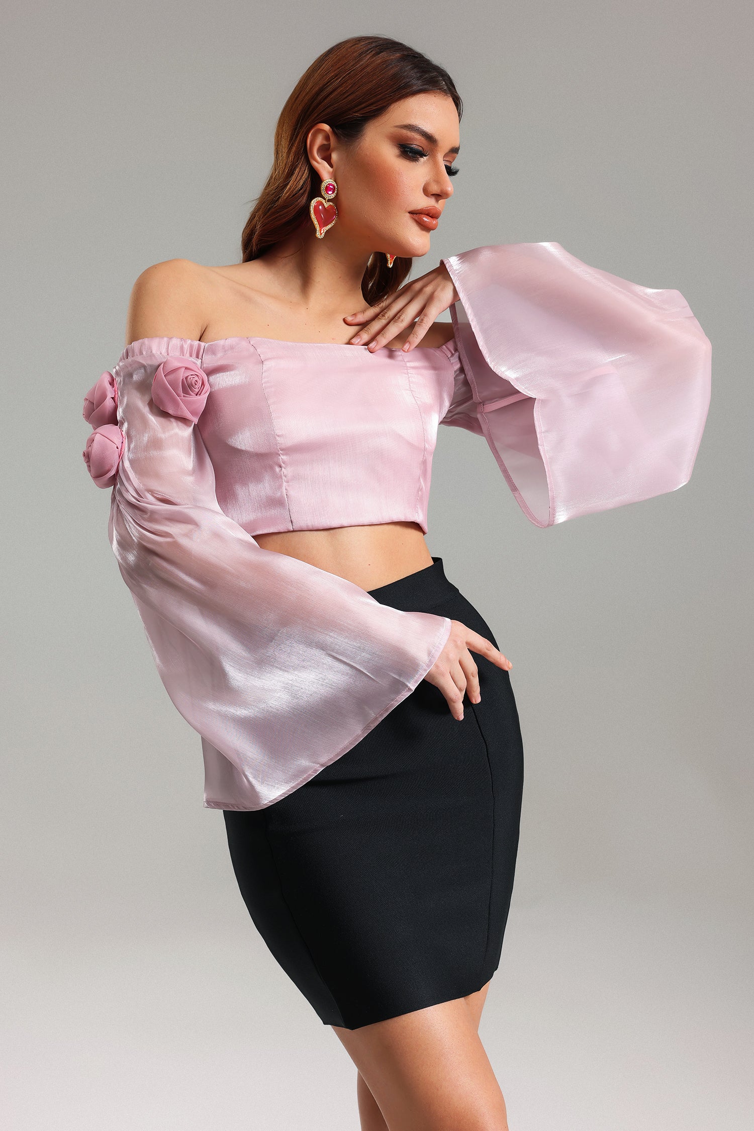 NEW Facia Off-Shoulder Short Top