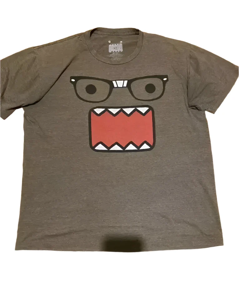 DOMO GLASSES TEE