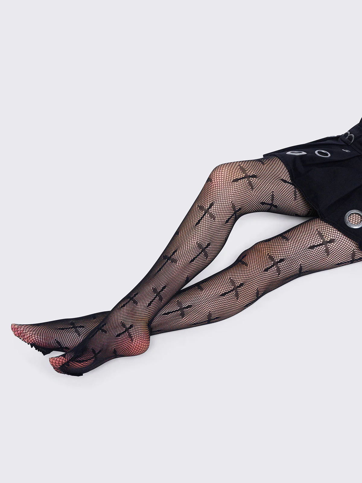 Minga Cross Diamond Fishnet Tights