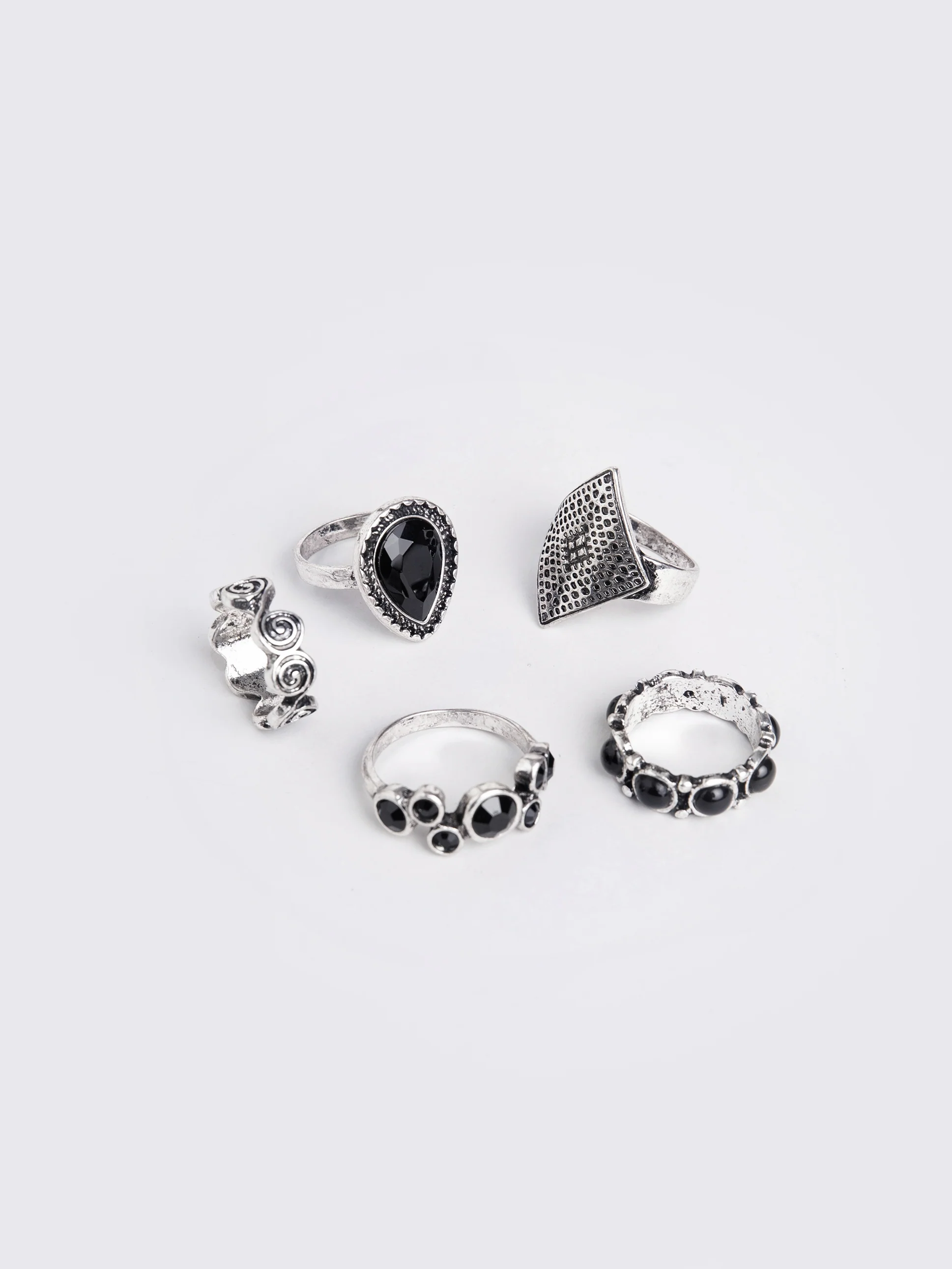 Minga Obsidian Ring Set