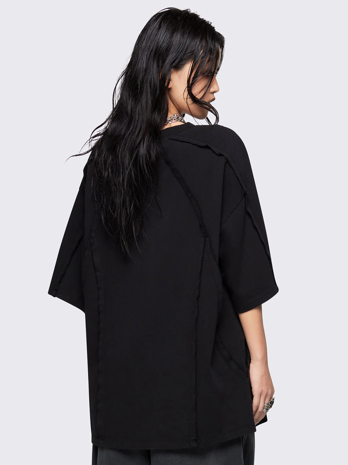 Minga Nox Black T-Shirt