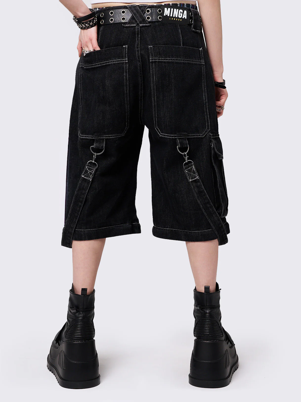 Minga Trek Black Cargo Jeans