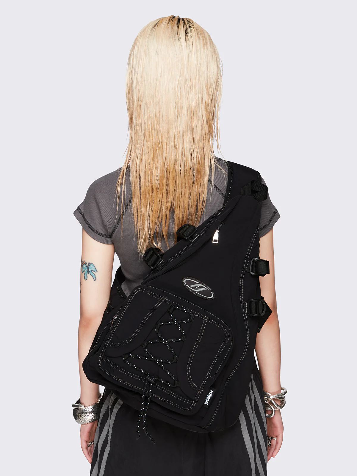 Minga Hunt Nylon Sling Bag