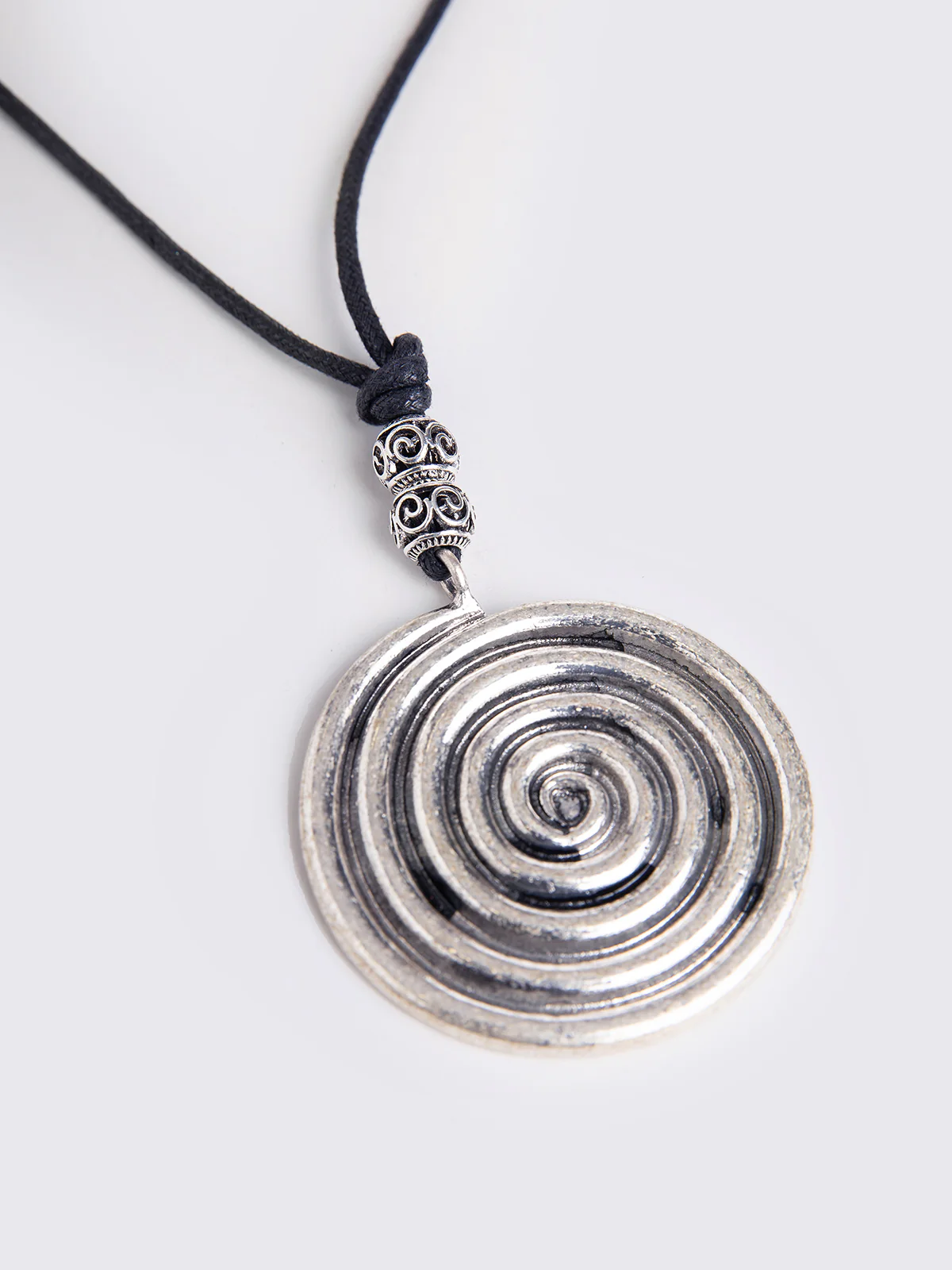 Minga Spiral Soul Necklace Set