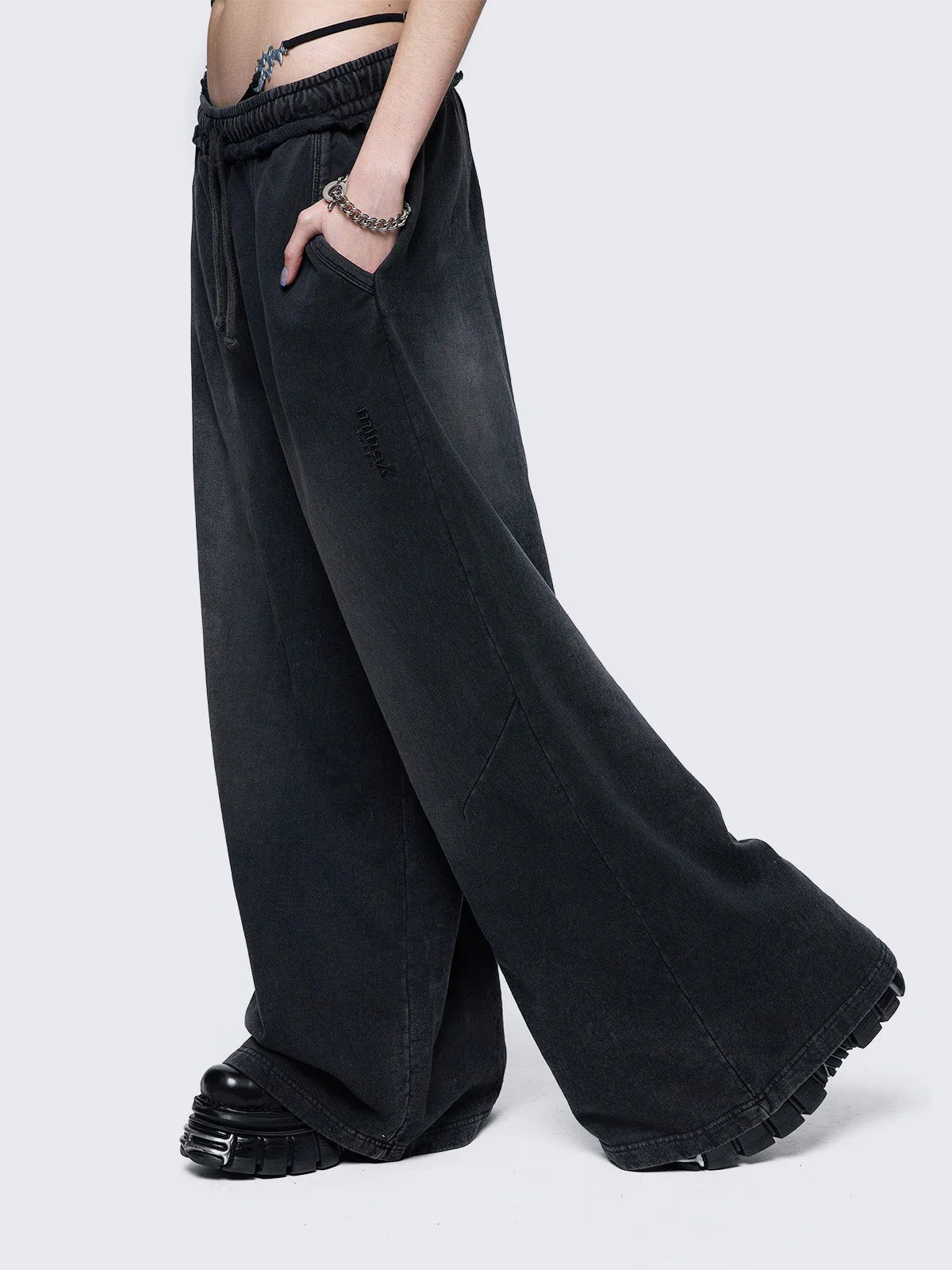 Minga Liv Black Washed Sweatpants