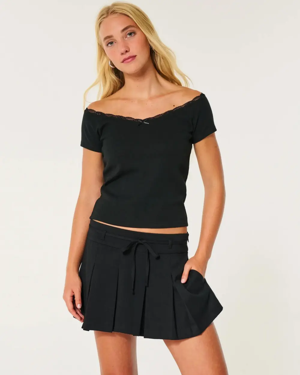 Mid-Rise Pleated Mini Skort