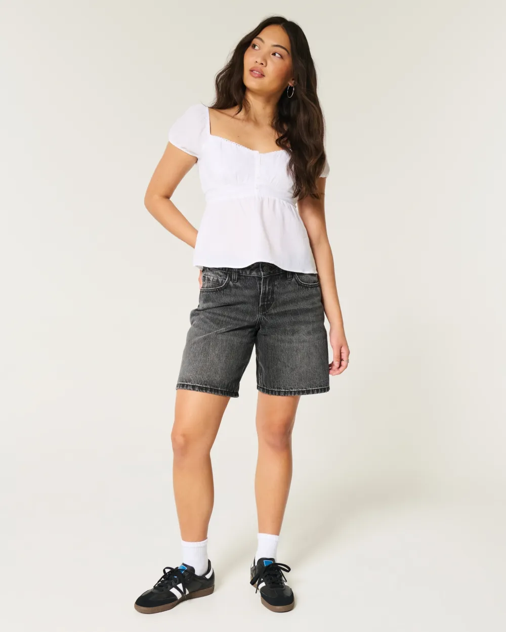 Curvy Low-Rise Washed Black Baggy Jort