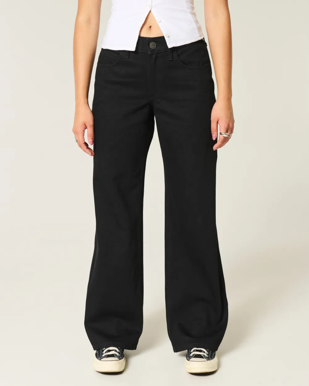 Curvy Low-Rise Light Wash Baggy Jeans