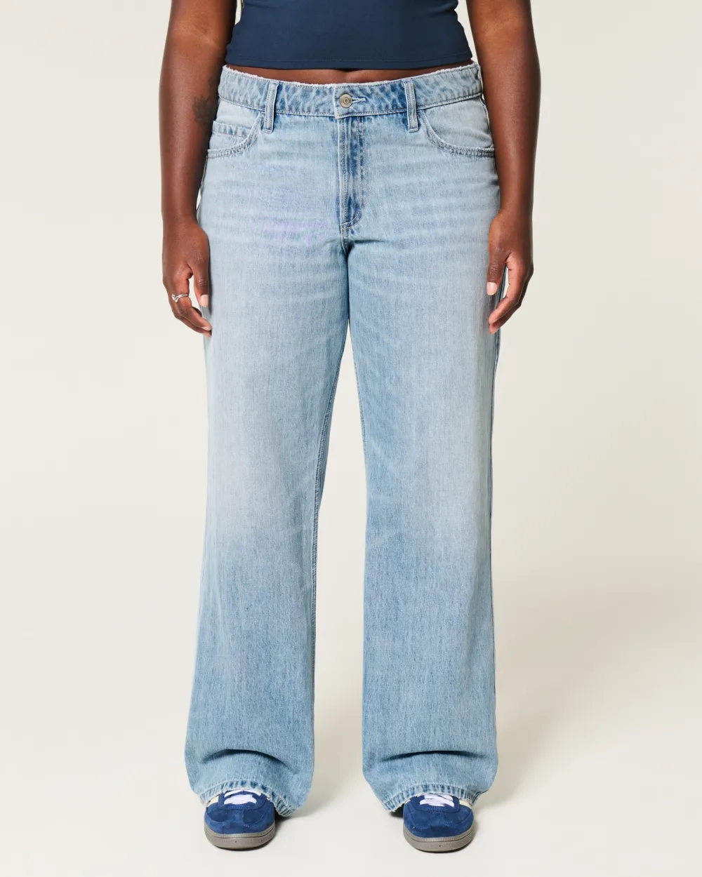 Curvy Mid-Rise Medium Wash Baggy Jeans