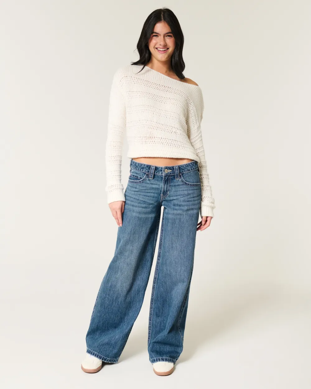 Low-Rise Dark Wash Super Baggy Jeans