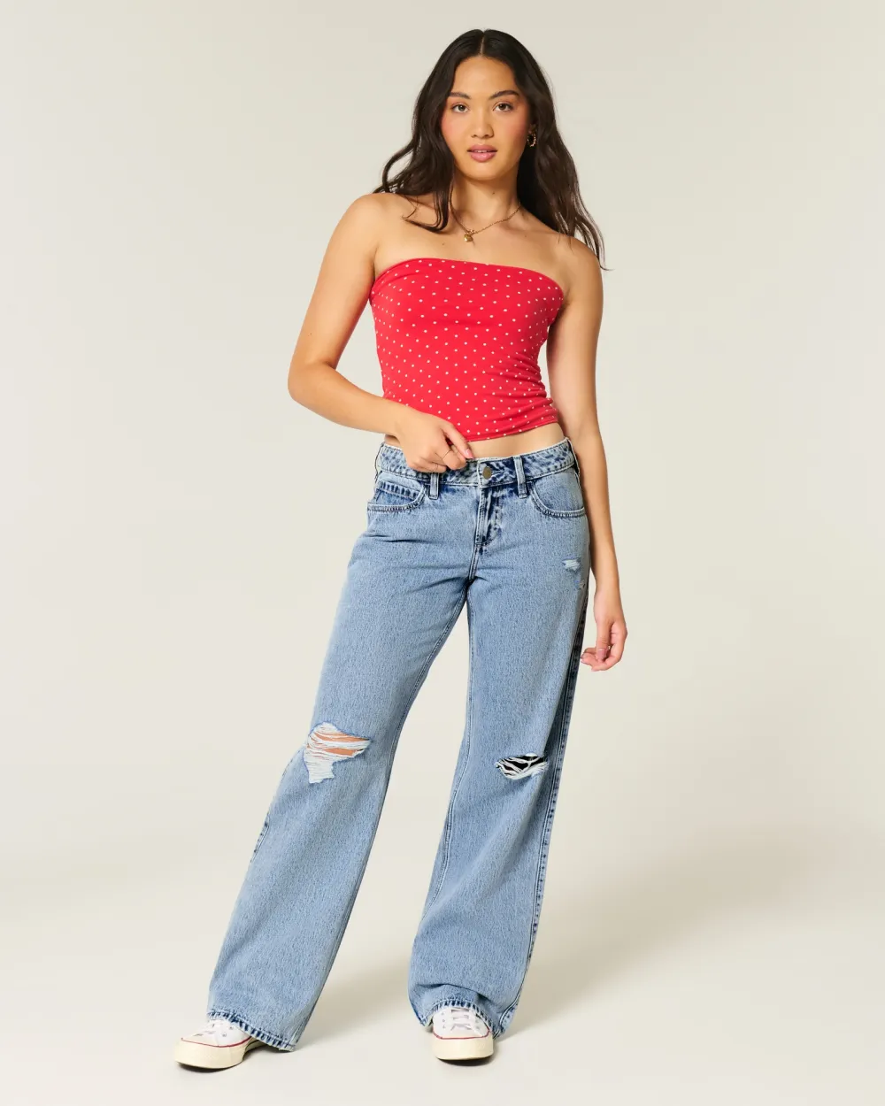 Curvy Low-Rise Light Wash Baggy Jeans