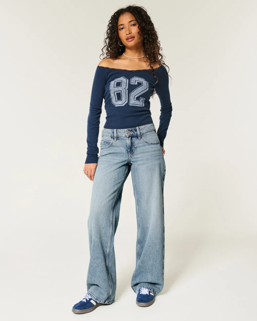 Low-Rise Dark Wash Baggy Jeans