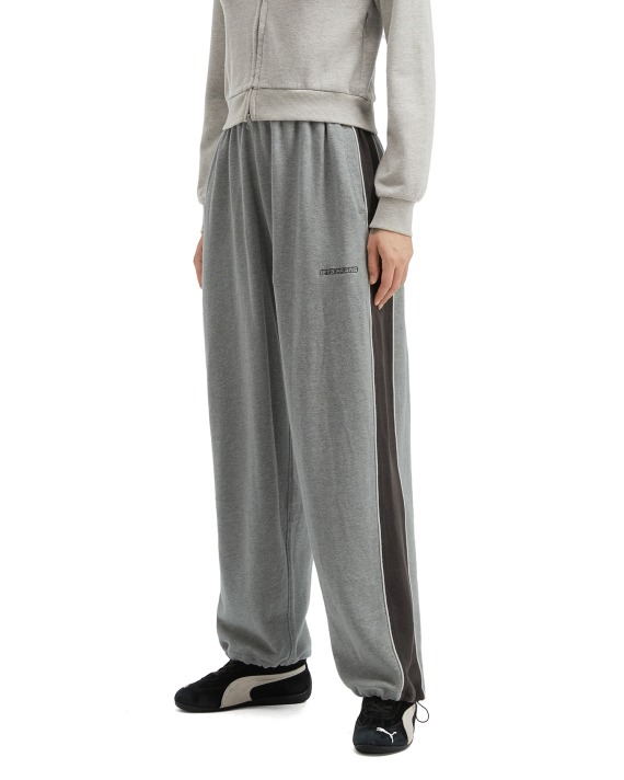 IETS FRANS Panelled baggy joggers
