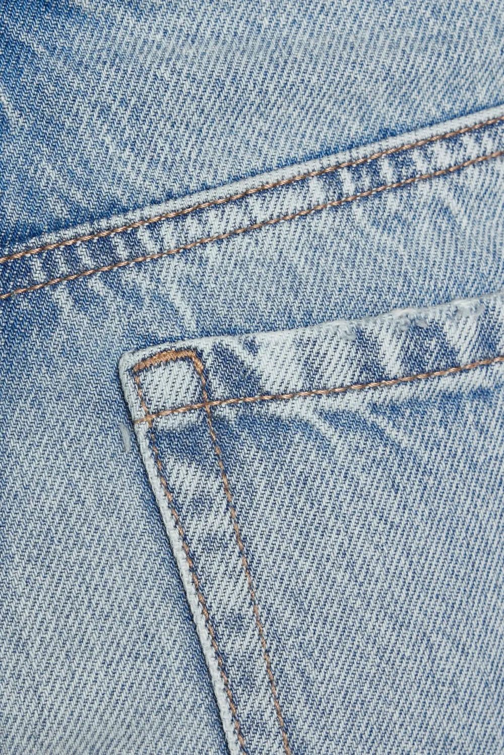 '90s Straight Jeans