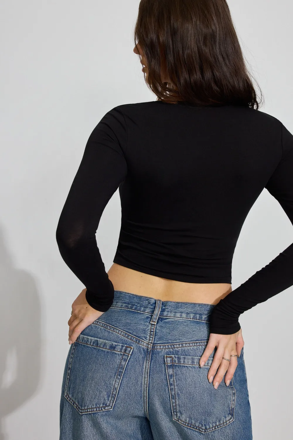 Scoop Neck Long Sleeve Top