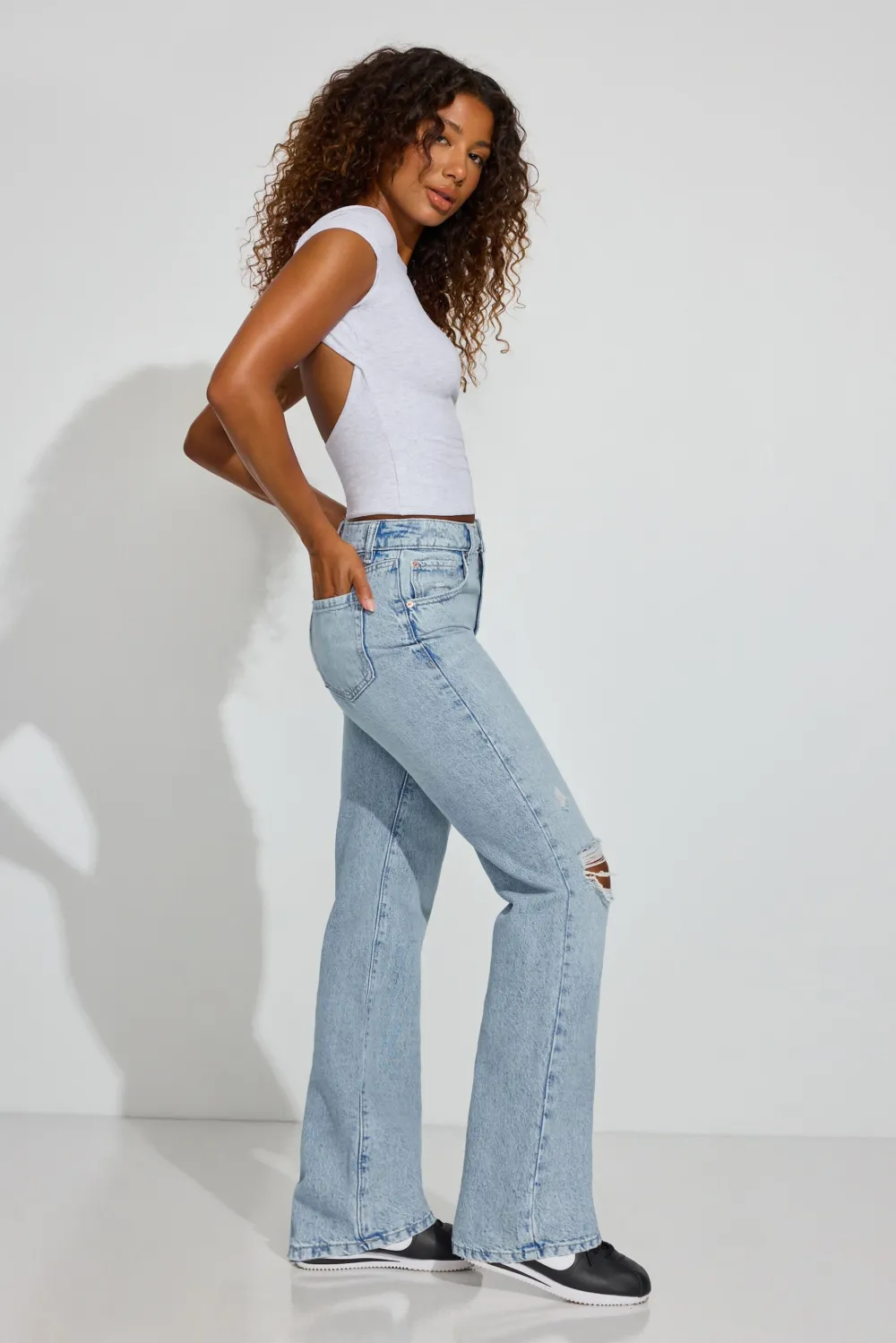 '90s Straight Jeans
