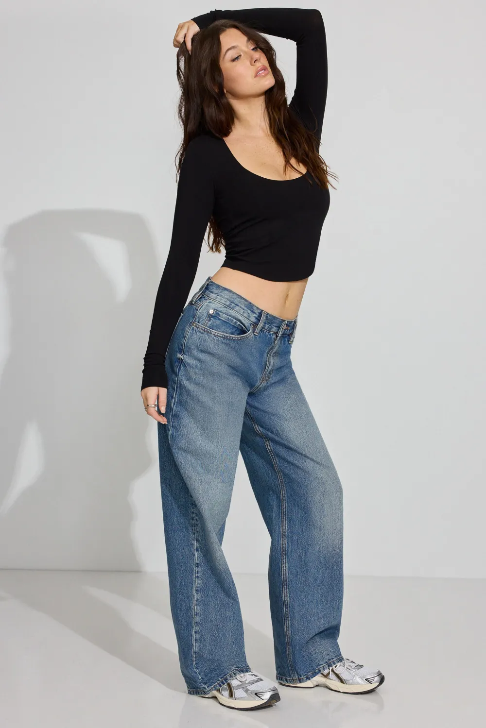 Scoop Neck Long Sleeve Top