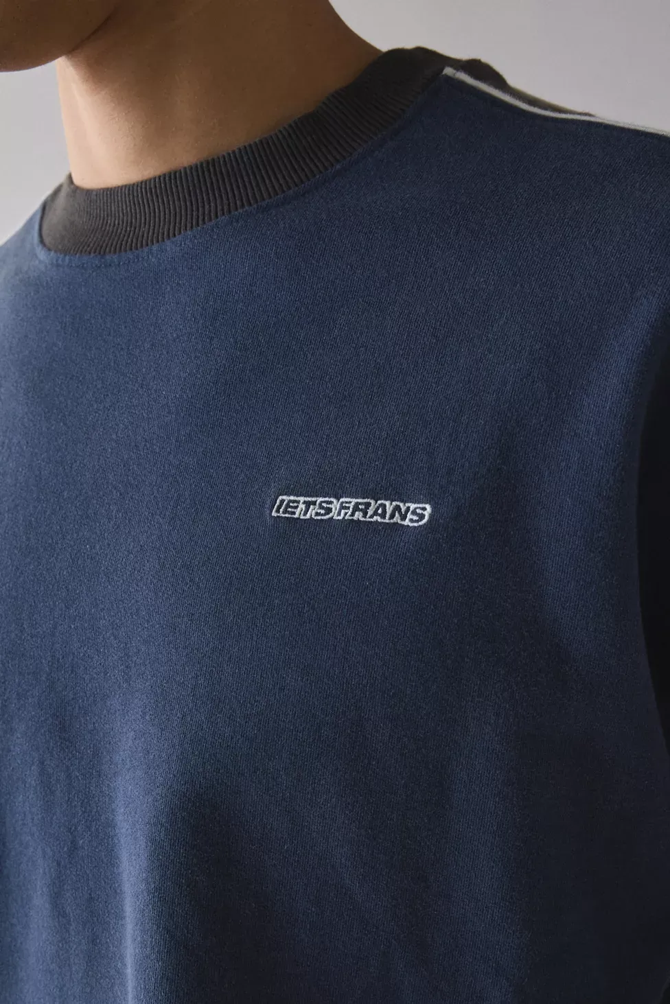 IETS FRANS Paneled Crew Neck Sweatshirt