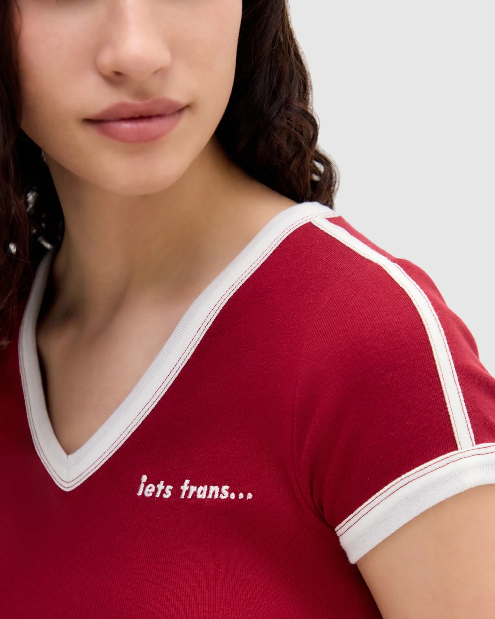 IETS FRANS Update V-Neck T-Shirt