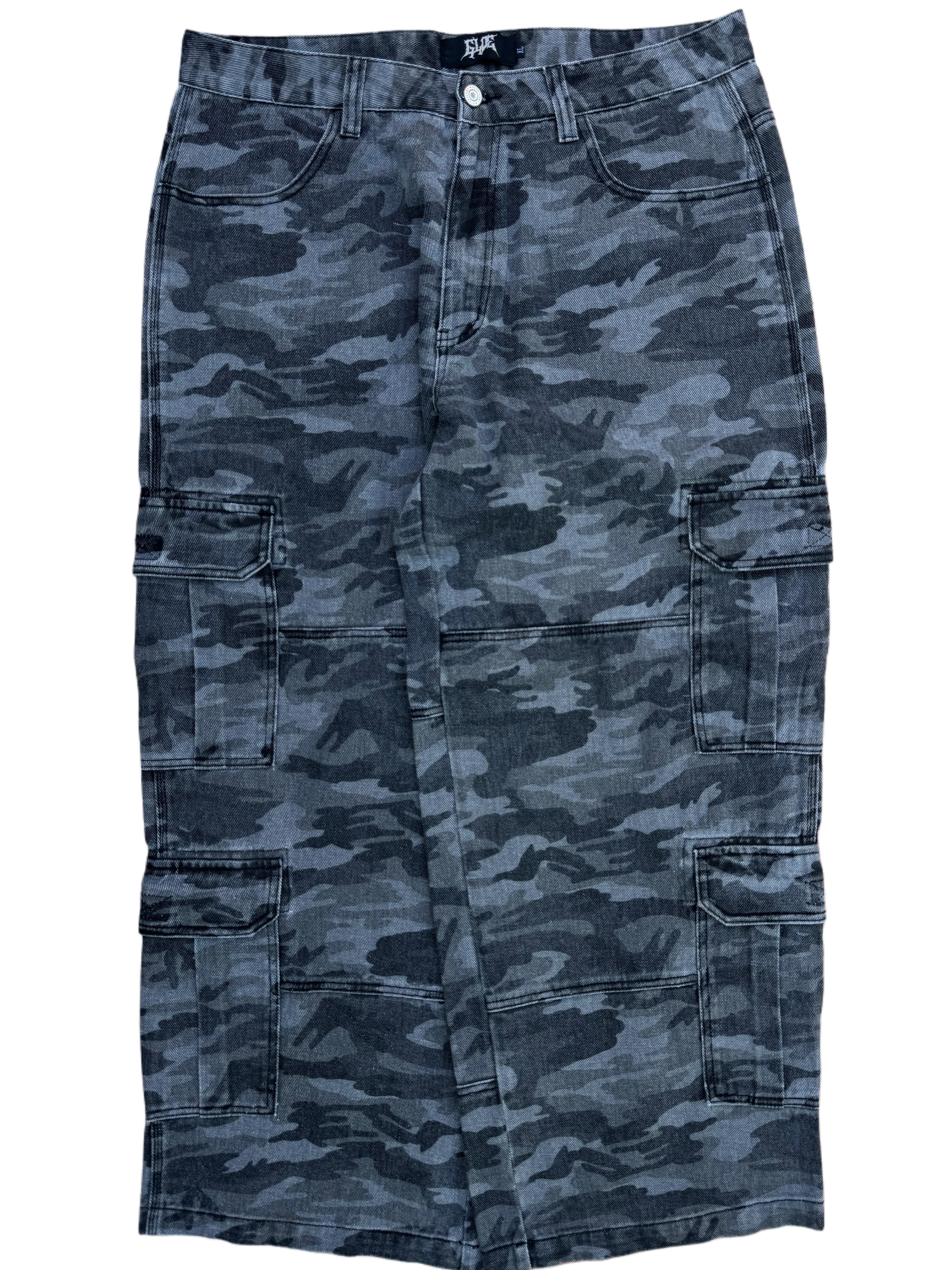 Dark Camo Baggy GLOE Skull Flag Cargo Jeans