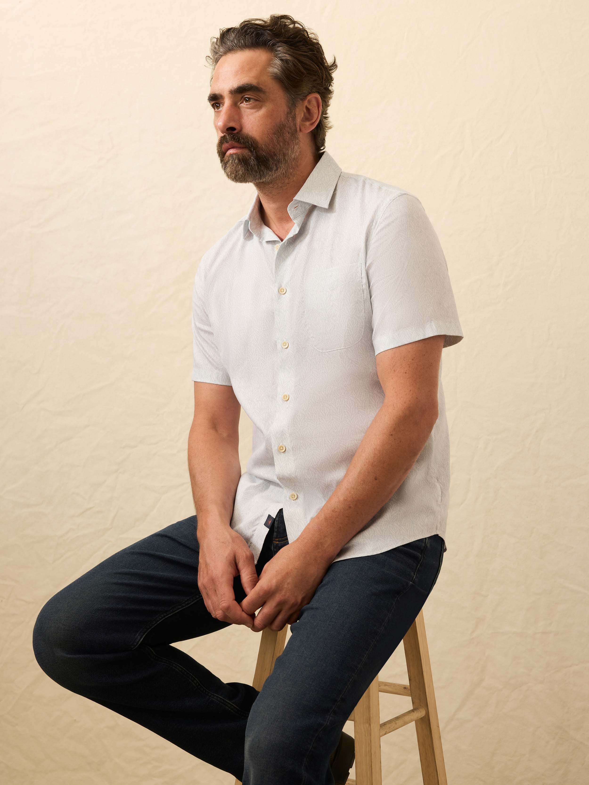 Short-Sleeve Movement™ Monterey Shirt - Ivory Sky Rainforest