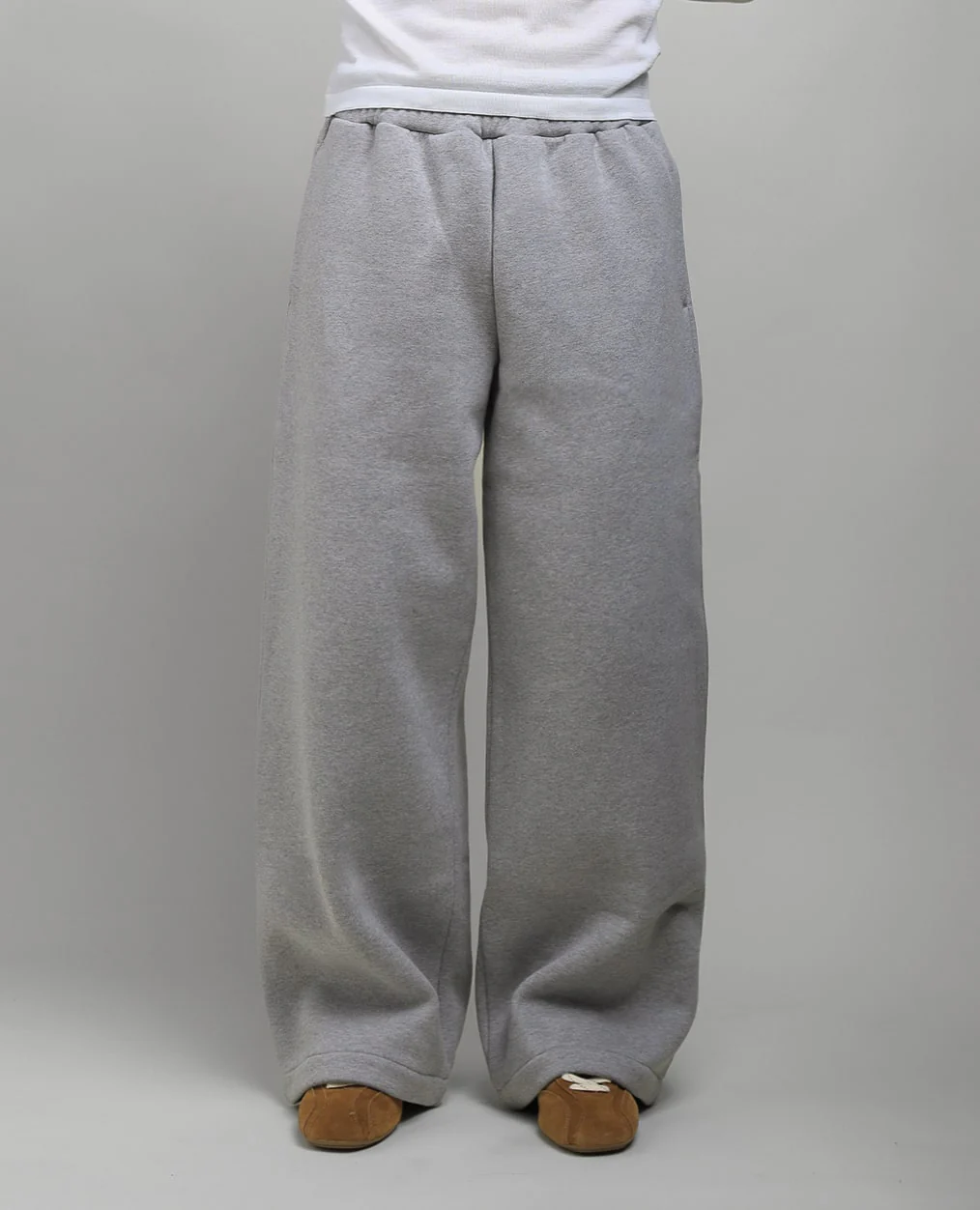 THE TRACKPANTS V4 - CONCRETE GRAY