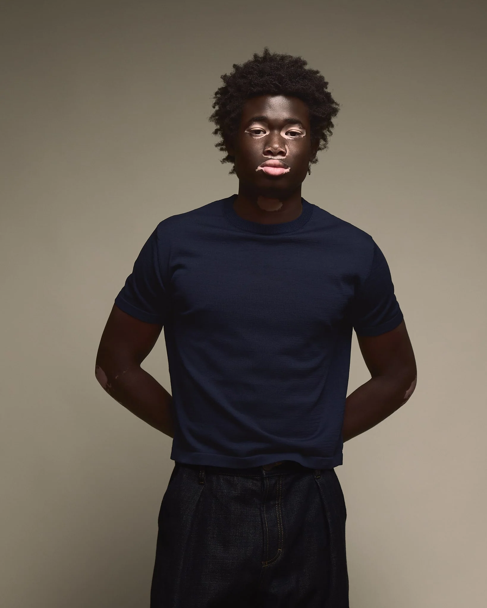 THE KNITTED TEE - NAVY