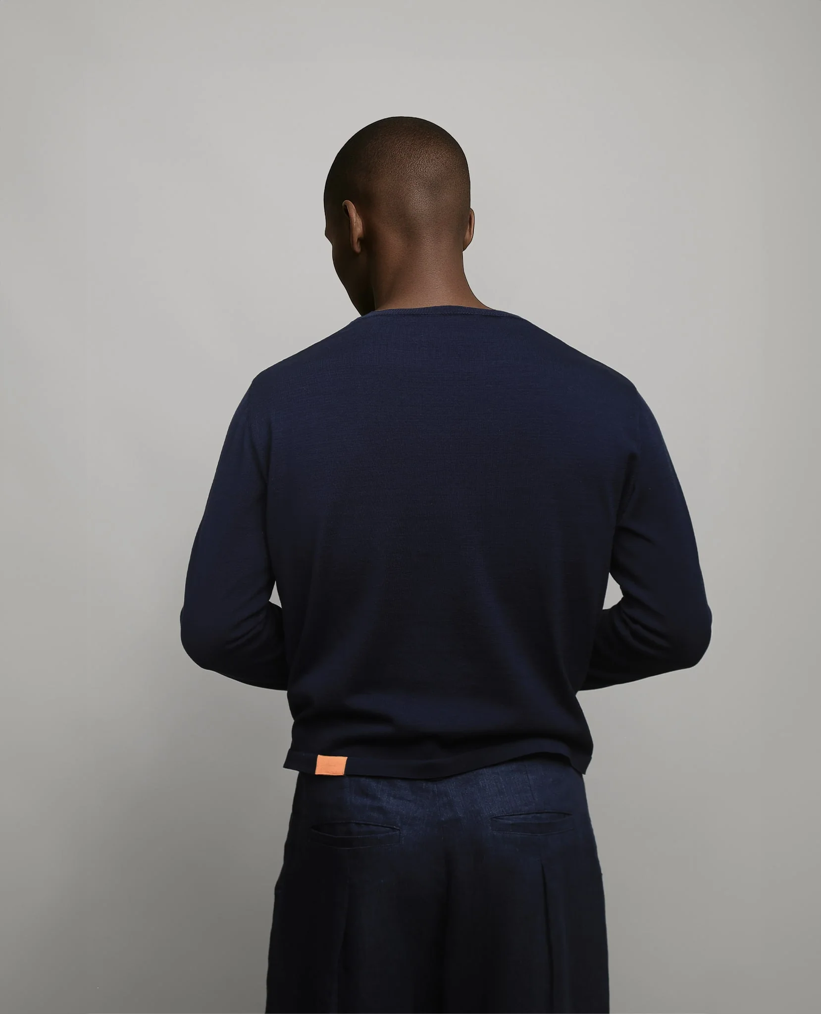 THE KNITTED LONG SLEEVE - NAVY