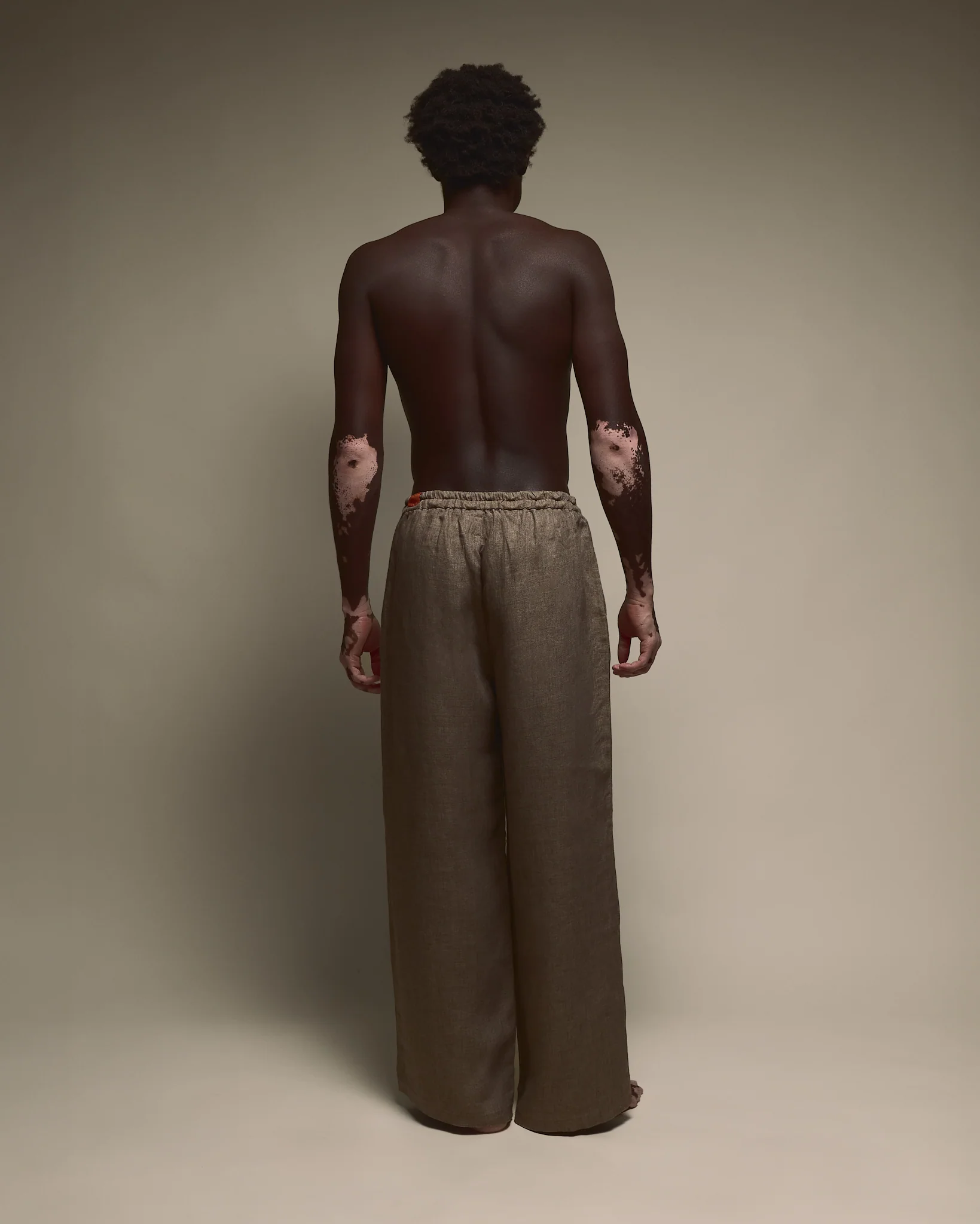 THE LINEN PANTS - BROWN