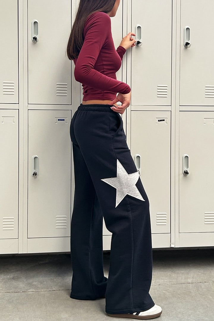 Wide-leg joggers with star
