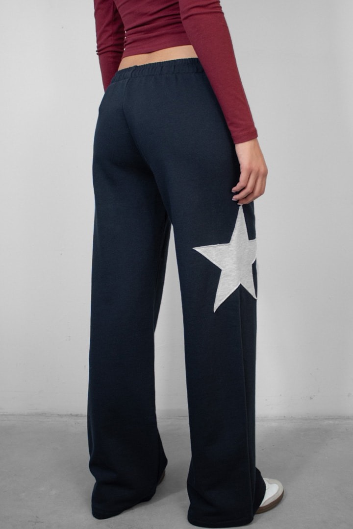 Wide-leg joggers with star