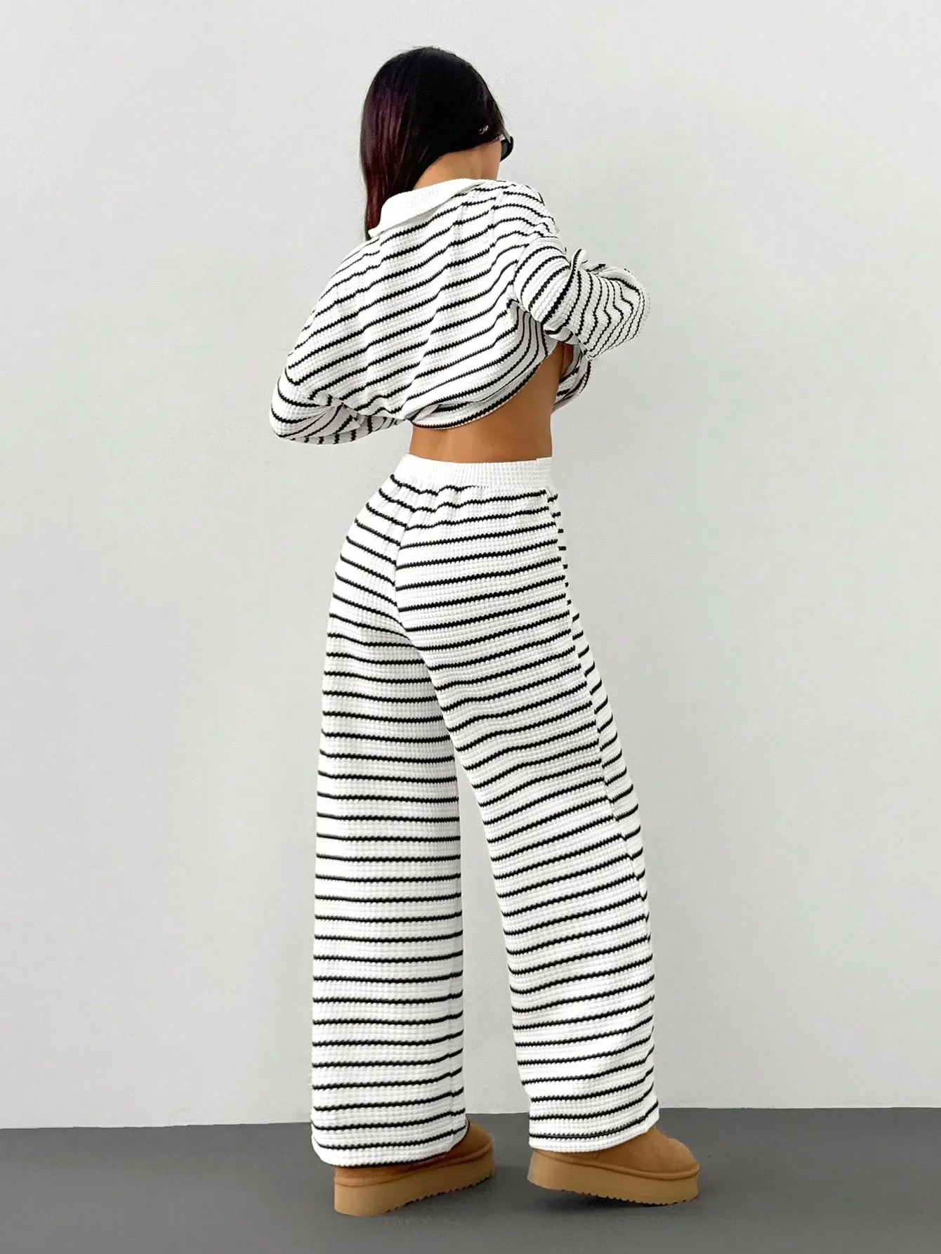 Women's Striped V-Neck Long Sleeve T-Shirt & Elastic Waist Pants Set, Casual Fall Winter, Loose Fit, Regular Length
