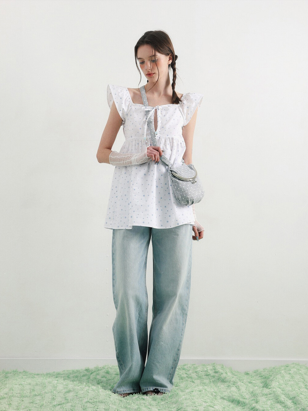 Dot Cozy Bao Bag Gray