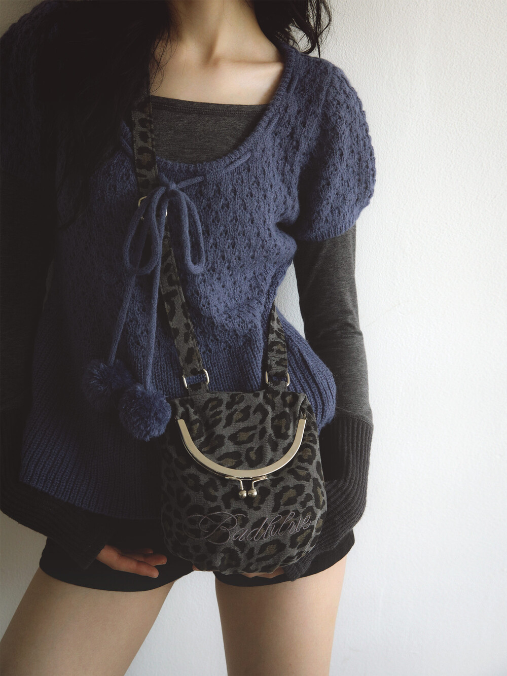 Leopard Bao Bag Charcoal