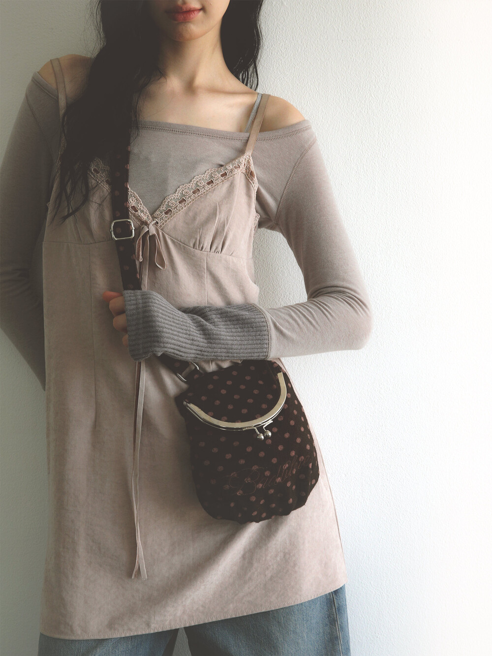 Dot Cozy Bao Bag Brown