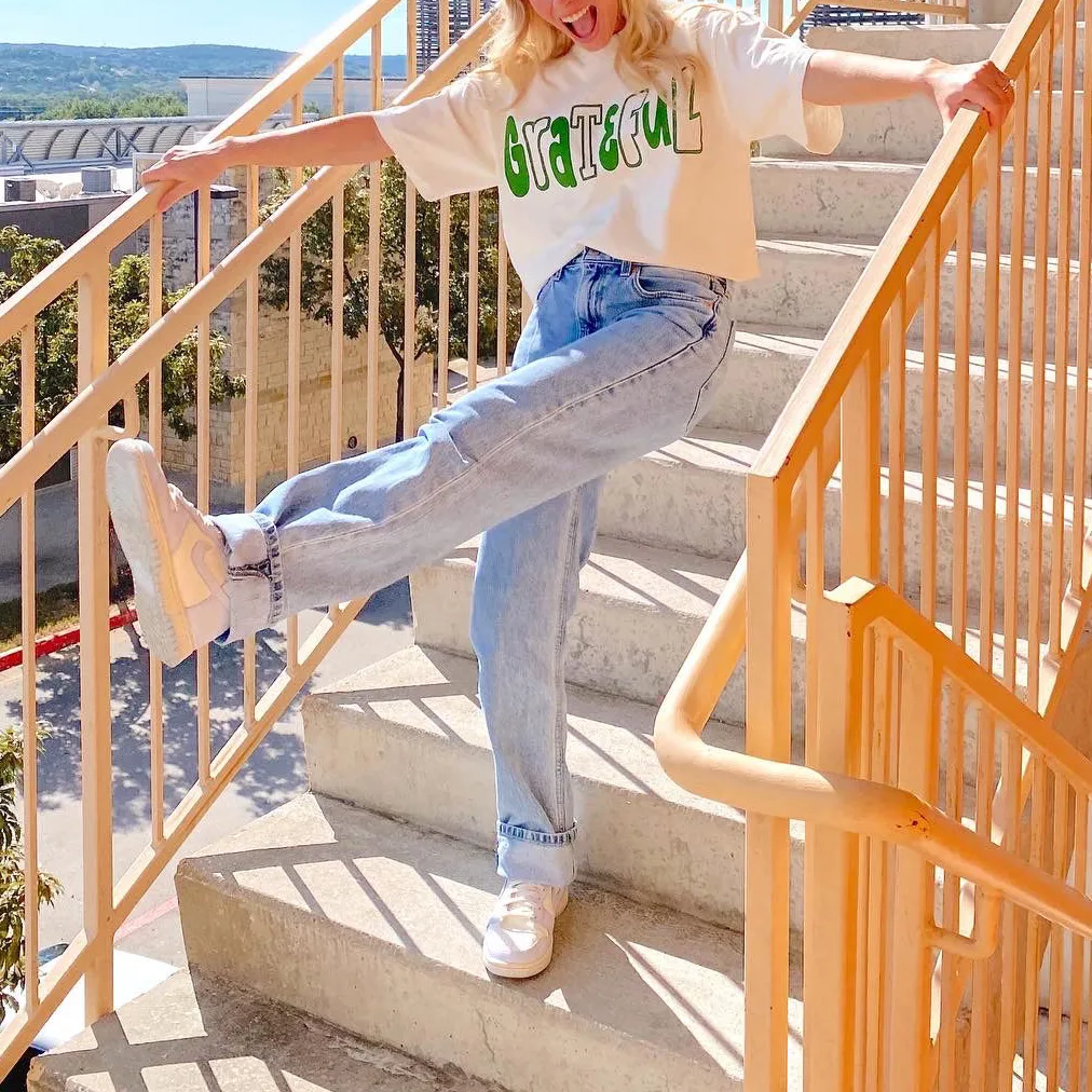 'GRATEFUL' Print Crew Neck Short Sleeve T-shirt