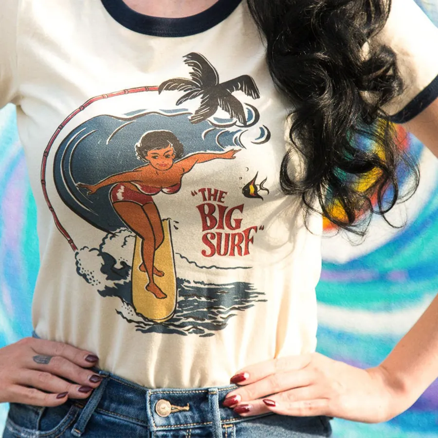 American Retro Women's Hawaiian Vacation Beach T-shirt