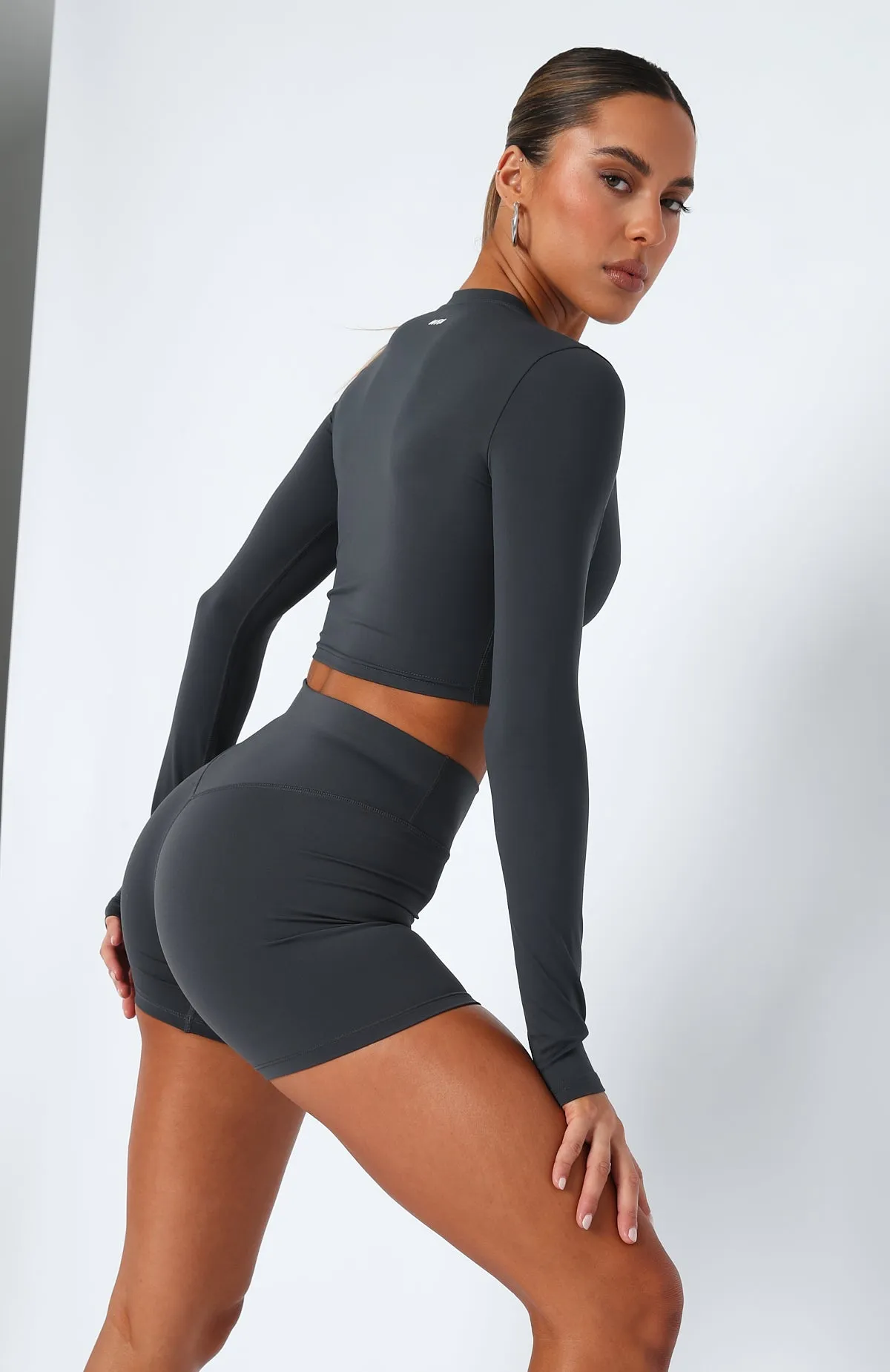Up Early Long Sleeve Crop Charcoal