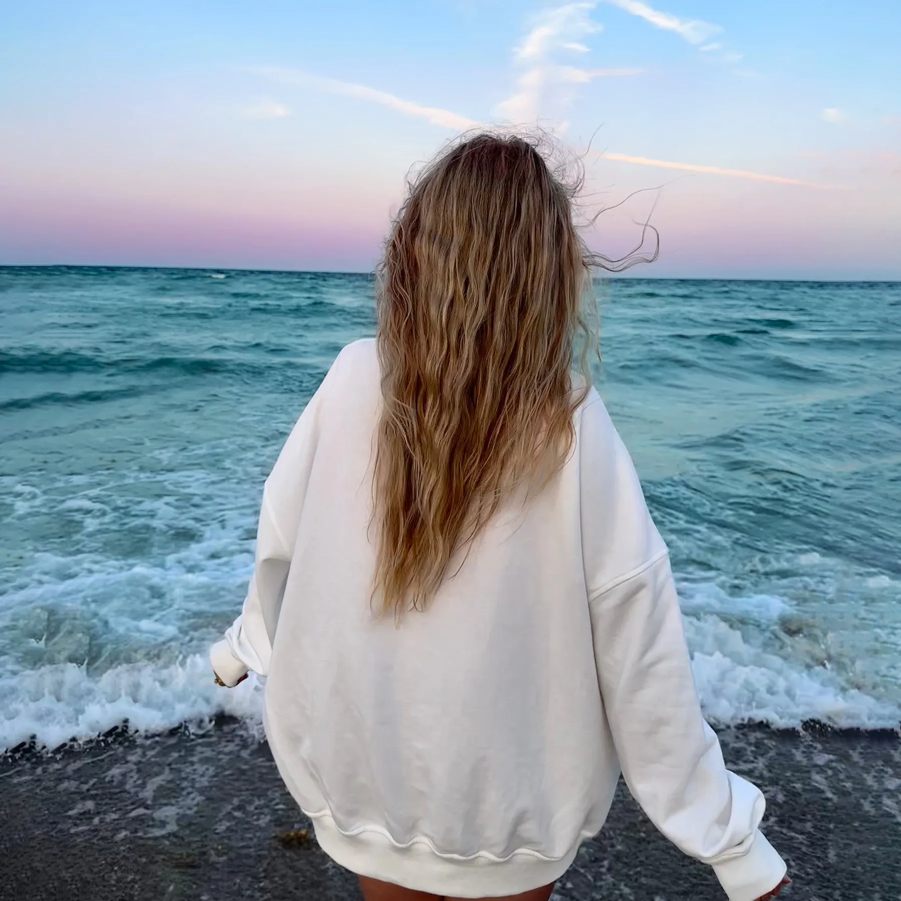 BEACH BUM SUNSET SWEATSHIRT